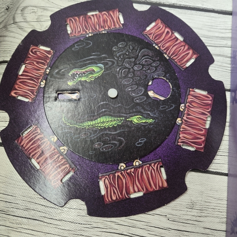 Milton Bradley Company 1996 Goosebumps One Day at Horror Land Board Game - Picture 3 of 5